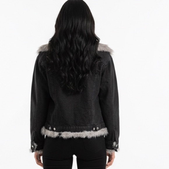 BDG REVOLVE Gray white faux fur button up denim, jean jacket size Small - Med - Picture 4 of 10